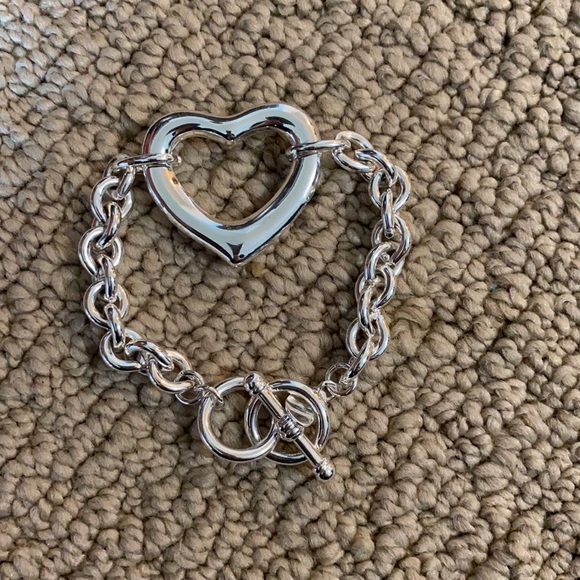 open heart chain silver bracelet with toggle clasp like new. - Picture 12 of 16